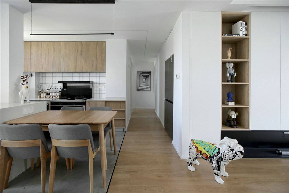 裝修設計富力南湖壹品126平方米三居-現代簡約原木風格室內家裝案例